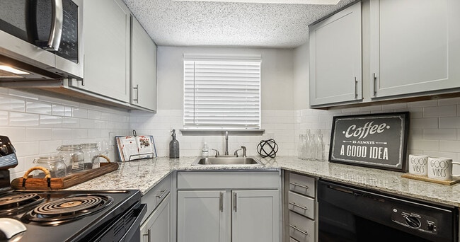 Photo - The Elise Apartments