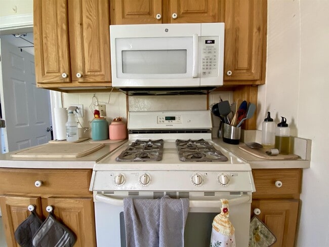 Photo - 12 Craigie St Unit 4