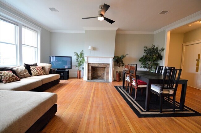 Photo - 1657 Commonwealth Ave Unit 7