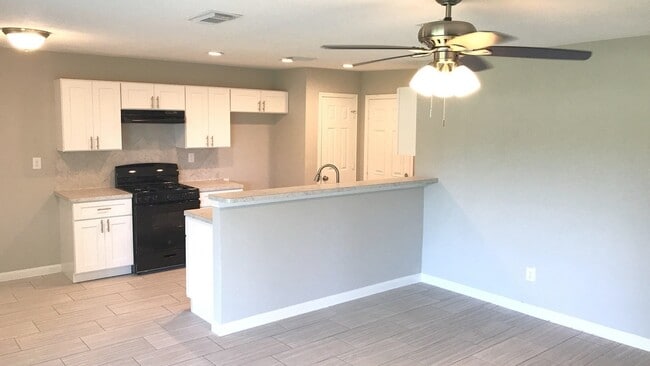 Photo - 205 Grantham Rd