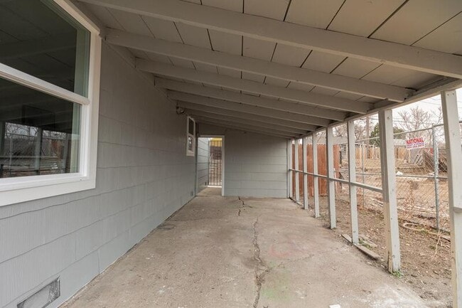 Photo - 1166 Xenia St