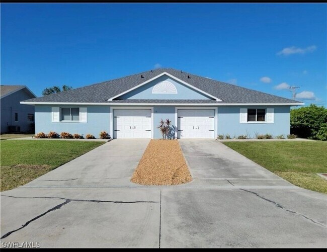 Building Photo - 4022 SW 7th Pl Rental