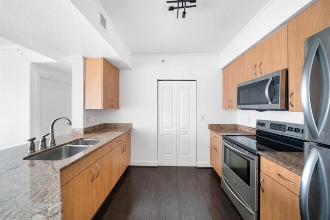 Photo - 1830 Radius Dr Unit 405