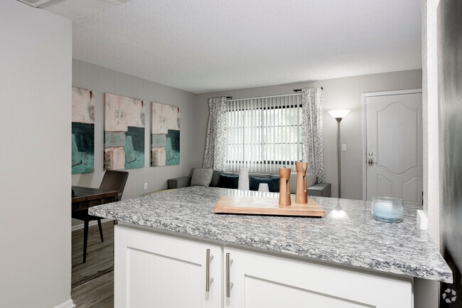 1BR, 1BA- 501SF - Kitchen