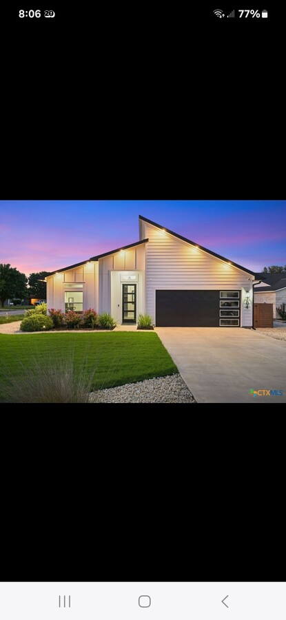 Photo - 704 Poe Cir House