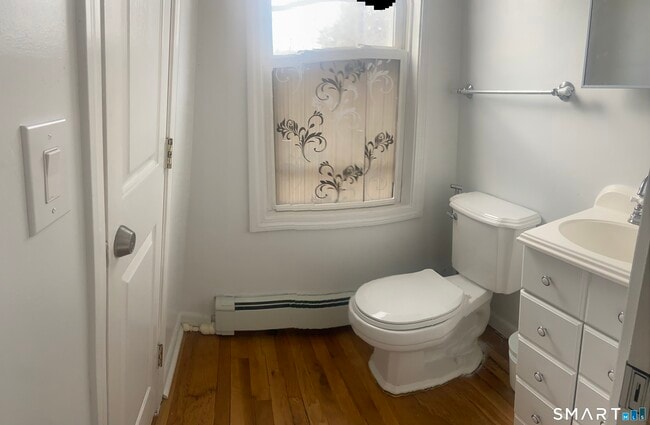 Photo - 739 Frost Rd