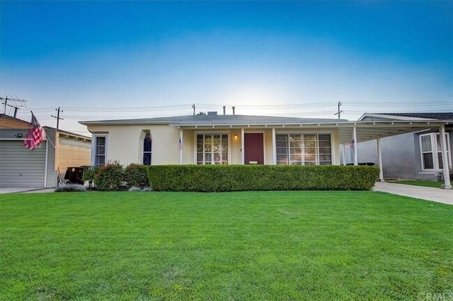 https://my.matterport.com/show/?m=jzeRU6tT8Ln - 1331 N Lincoln St Rental