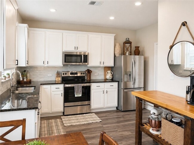 Photo - 4777 Native Tree Ln