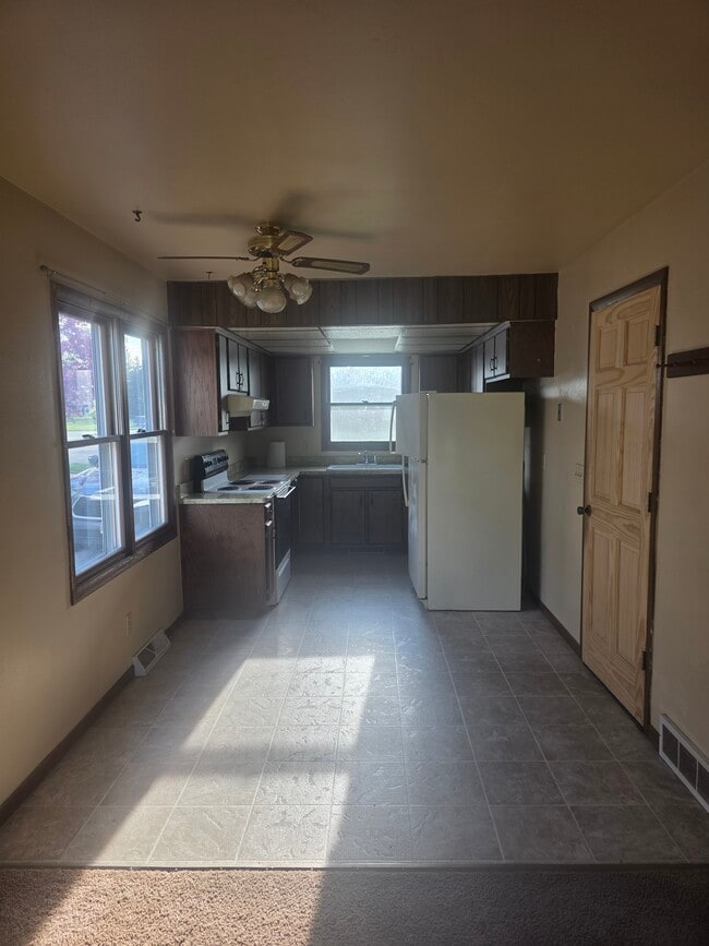 Photo - 457 Morris St Unit 457