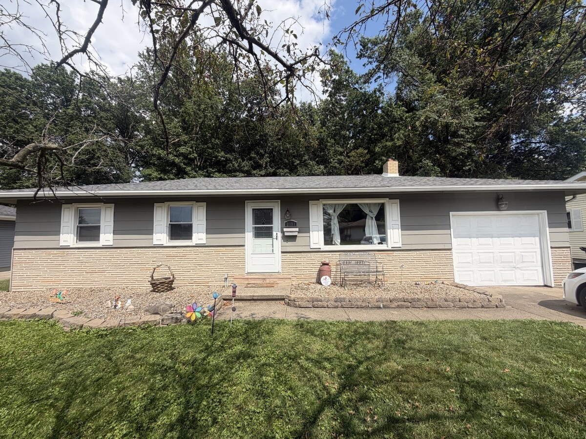 Photo - 2191 Frostwood Ave