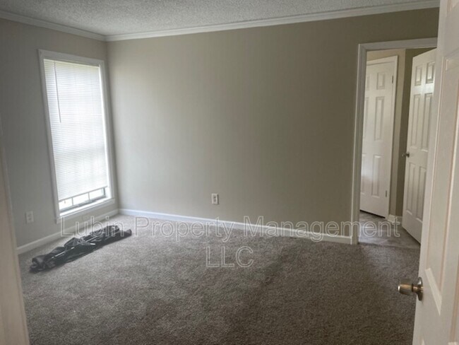 Photo - 4432 Valley Cove