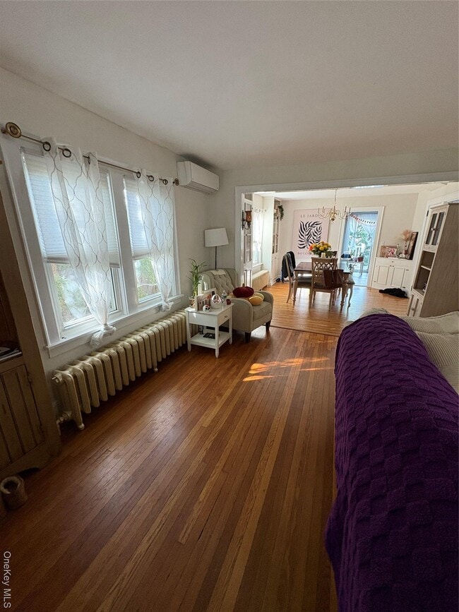 Photo - 45 Central Pkwy