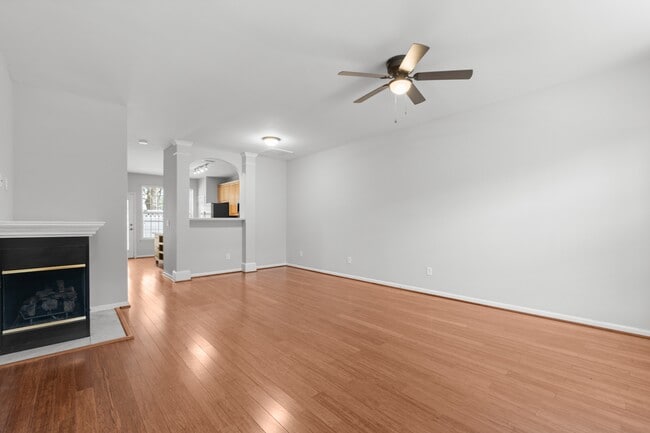 Photo - 5712 Clearbay Ln
