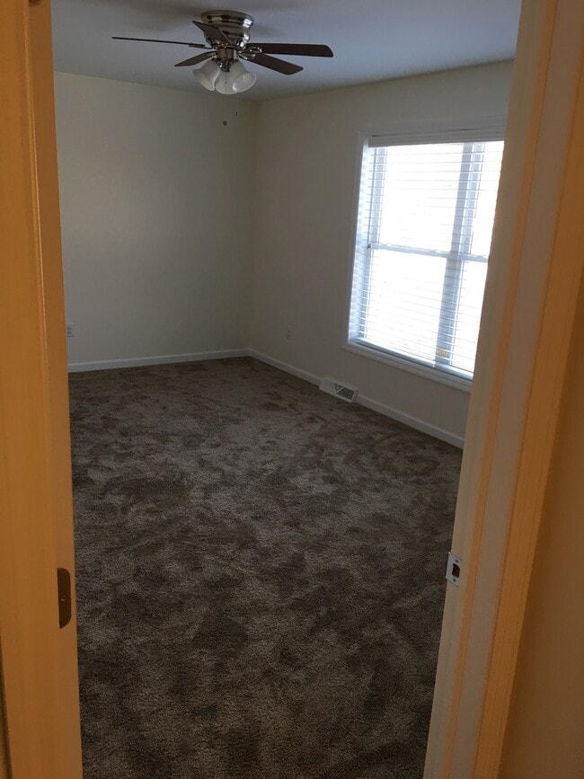 Photo - 11 Firehouse Rd