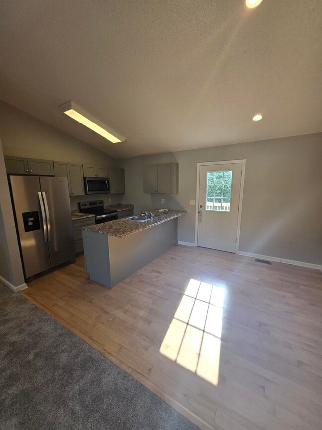 Photo - Charming 3 Bedroom Home in Historic Jonesb...