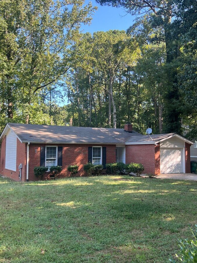 Photo - 3 Bedroom 2 Bath Brick House