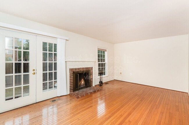 Photo - 2514 S Arlington Mill Dr