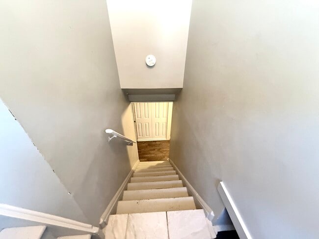 Photo - 19 Patricia St Unit L