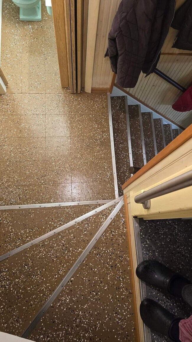 Photo - 1004 Weller Ave