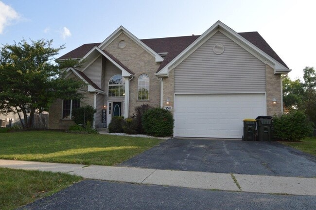 Building Photo - 3301 Banford Cir