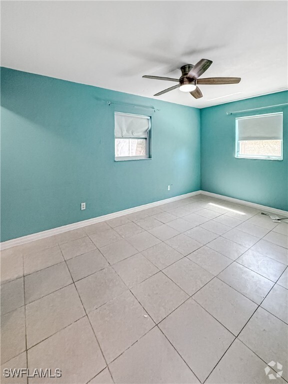 Building Photo - 429 Morgan Cir S Rental