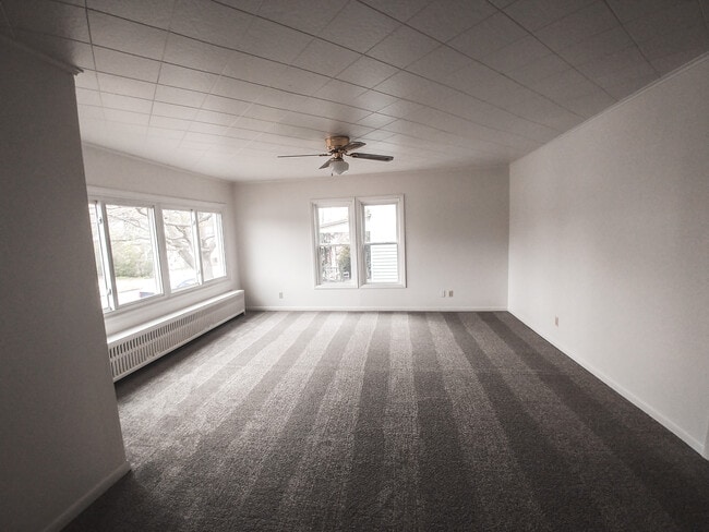 Living Room - 2527 Reed St Unit 2527