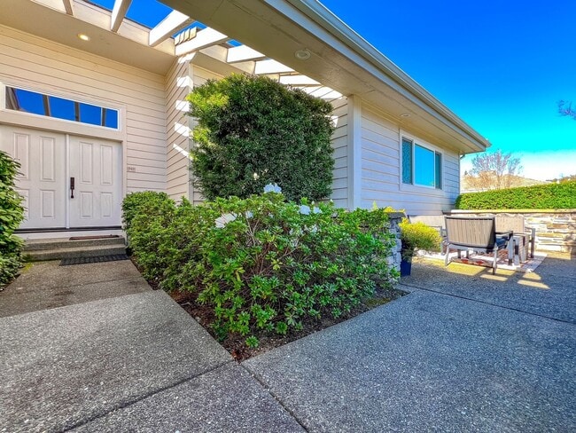 Photo - Luxury Living in one of Napa Valley's Most Prestigious Gated Commmunities