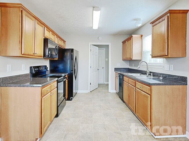 Photo - 1811 Packard Ct