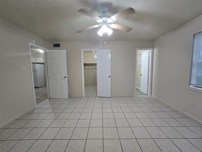 Photo - 3714 Ave S Unit 7