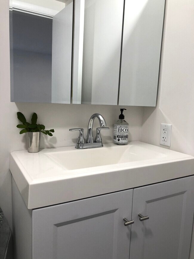 1814 E Oakland Park Blvd Condo Unit Oakland Condo for Rent in Fort