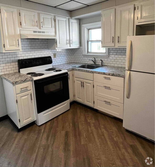 Building Photo - 20 John St Unit 3 Rental