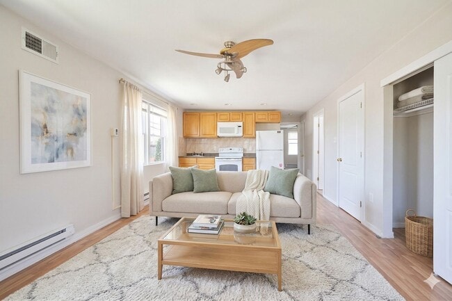 Photo - 1554 Beverly Rd Unit 1F