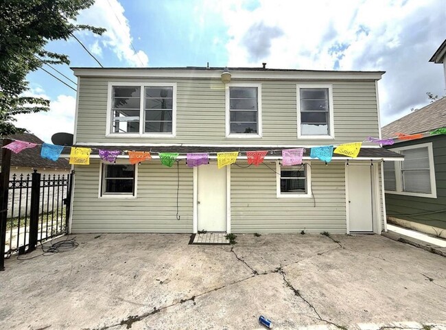 Building Photo - 106 Hanover St Rental