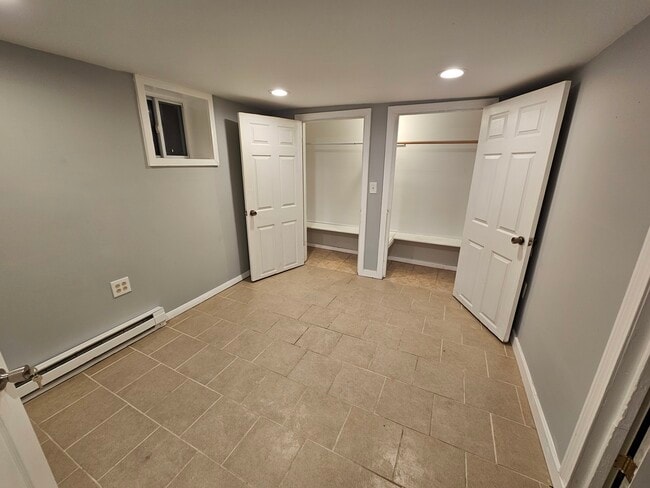 97 Hawkins St Unit 2