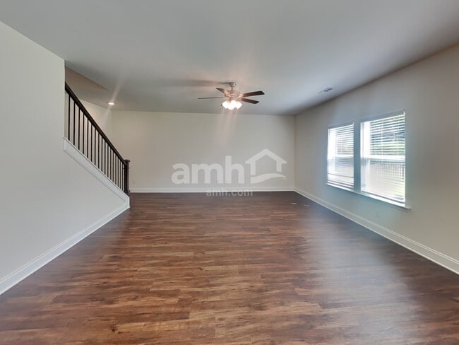 Photo - 5924 Hagar Vly Dr