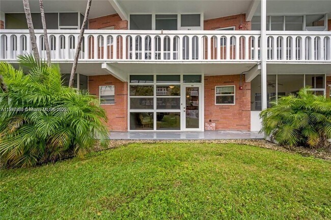 Photo - 141 NE 10th Ave Unidad 20A Rental