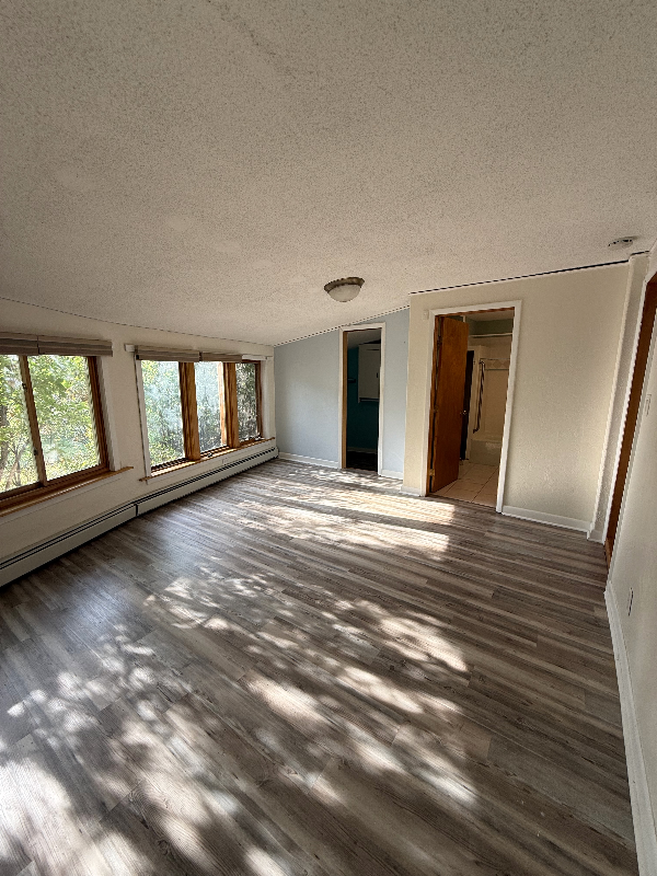 Photo - 2052 Apple Valley Rd Unit Side