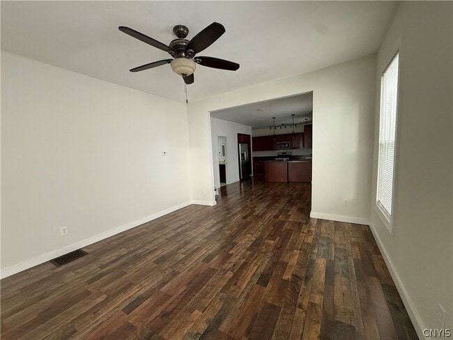 Photo - 610 N Mcbride St