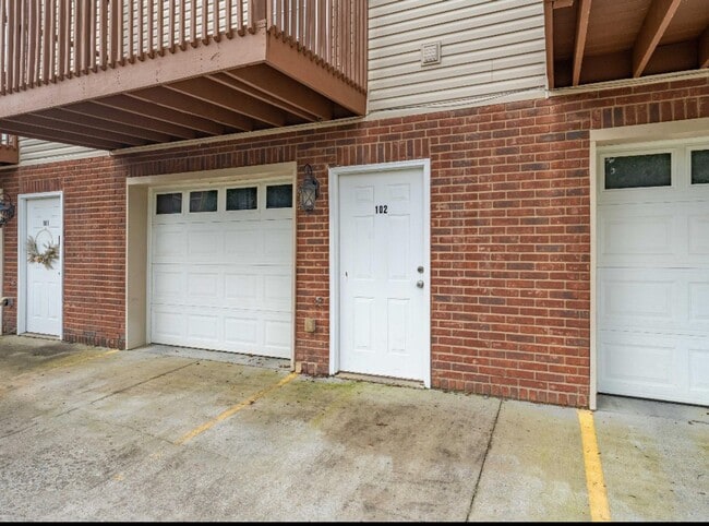 Photo - Great Location - 2 Bedroom/2.5 Bath Condo ... Unit 102