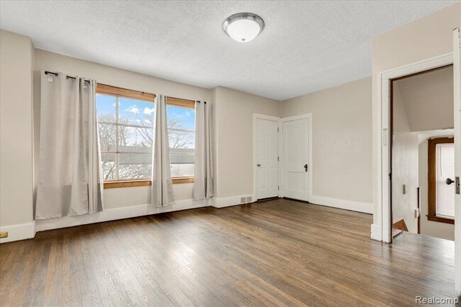 Photo - 1413 Wayburn St