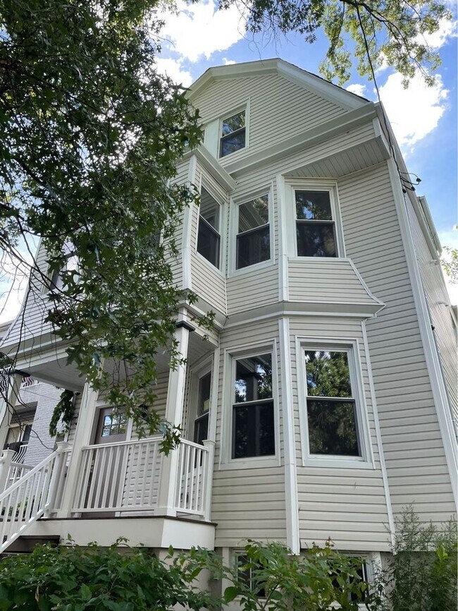 Photo - 140 Fabyan Pl Unit 2