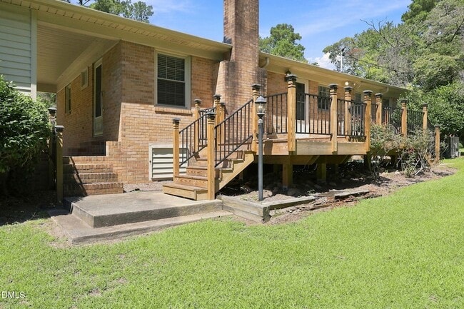 41 Hillcrest Dr