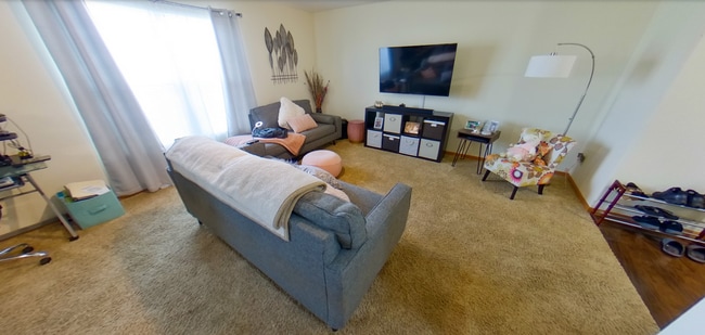 Photo - 3D Tour Available - Beautiful Town Home on East-Side with Lake View! Washer & Dryer included! Ava...