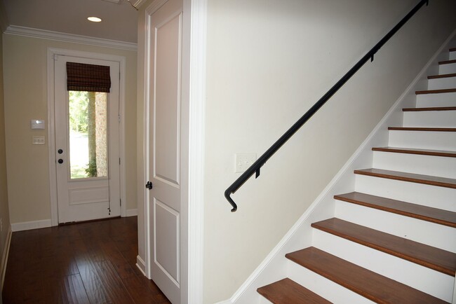 Photo - Modern Home in Bluewater Bay!