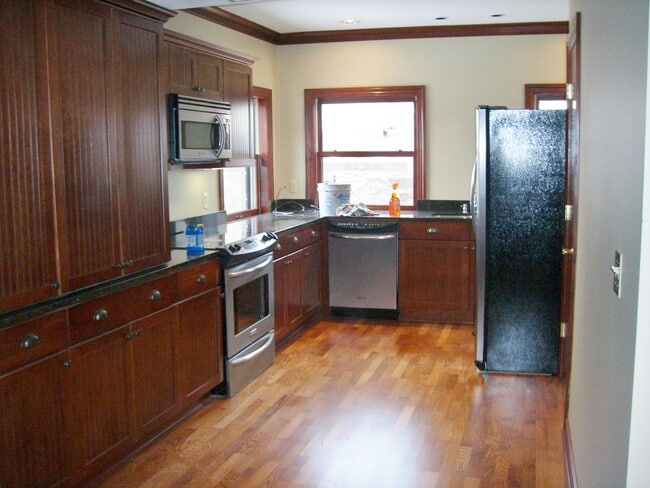 Photo - 1437 N Prospect Ave Unit 300