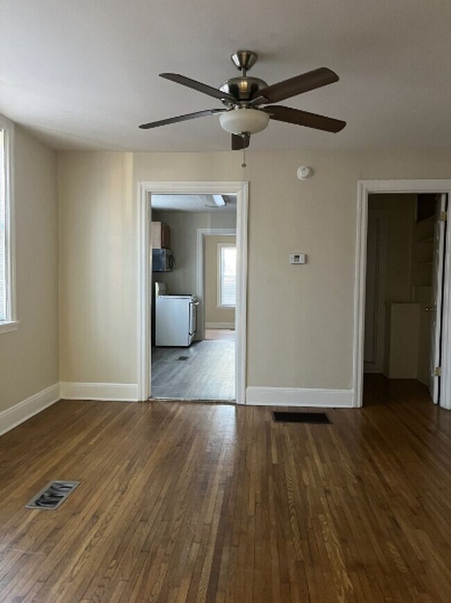 Photo - 820 Maury St Unit 2