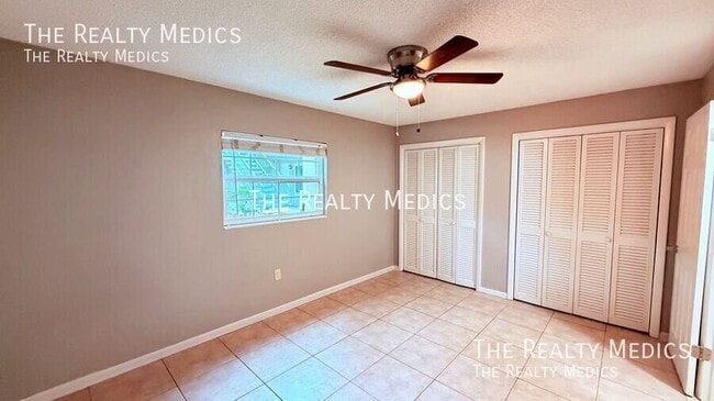 Photo - 2500 Lee Rd