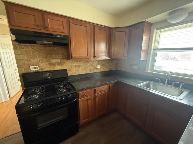 Photo - 5838 W Montrose Ave Unidad 2S