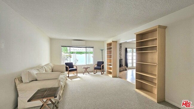 Photo - 4725 Purdue Ave