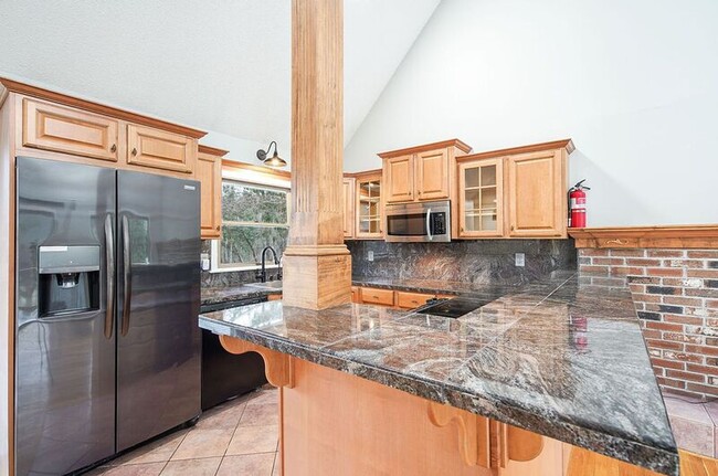 Photo - 200 Brimfield Rd